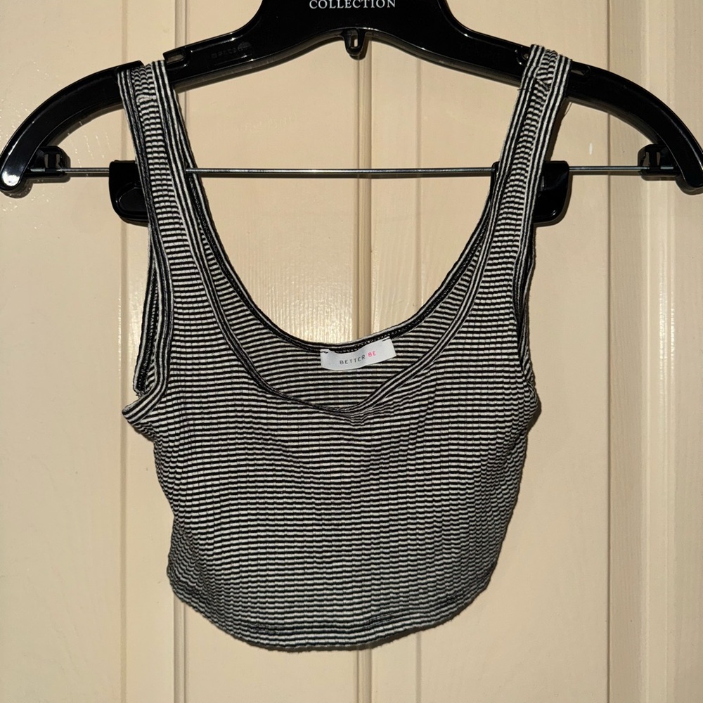 Checkered short cropped tank top